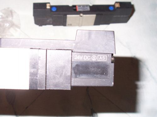 Smc VZS300 series 5 port dual solenoid valve double lot