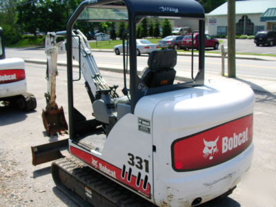 Bobcat 331 excavator kubota diesel rubber kubota diesel