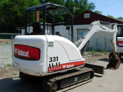 Bobcat 331 excavator kubota diesel rubber kubota diesel