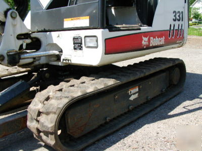 Bobcat 331 excavator kubota diesel rubber kubota diesel