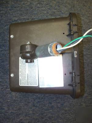 Hubbell mic-0175H-358 light fixture