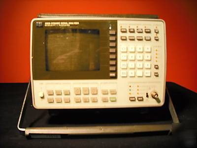 Hp 3561A dynamic signal analyzer w/opt 001