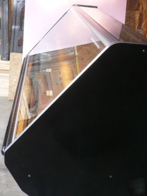 Hussmann 74â€ lighted deli serving/display refrigerated