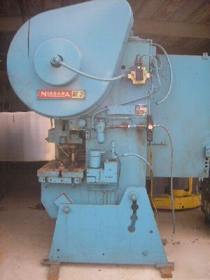 Niagara M3 punch press 35 ton punch press 