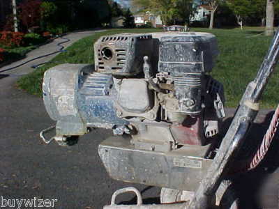Nice graco GM5000 airless paint sprayer w/ honda engine