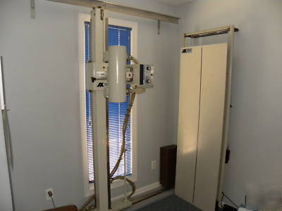 Complete xray machine with cold water film processor 