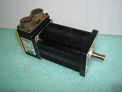 Compumotor SM232AE-ntqn servo motor + cables