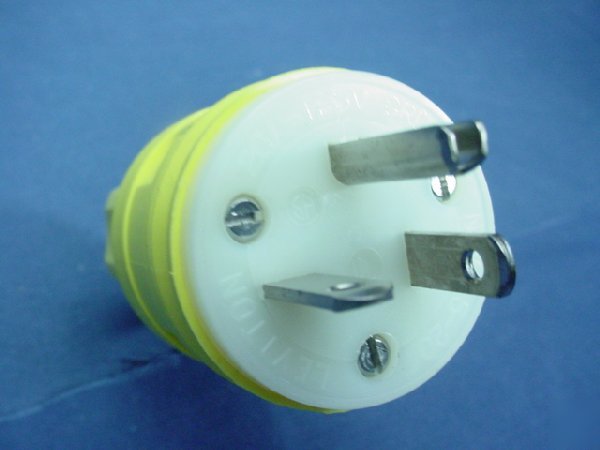 Leviton wetguard straight blade male plug 5-20 20A 125V