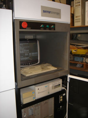 Rapid prototyping machine / sls dtm-2000 sinstation