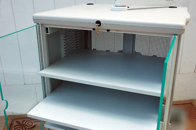 Stryker extra wide or equipment cart w / monitor arm 