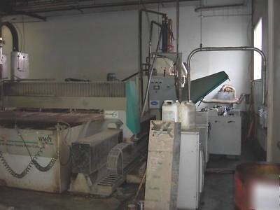 Flow wmc-4040 dynamic waterjet low hours