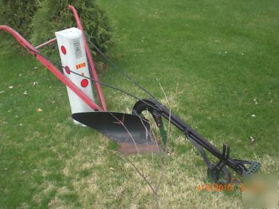Vintage oliver 8990 plow tractor horse yard implement