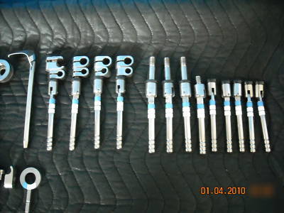 Minnesota scientific omni trac retractor set