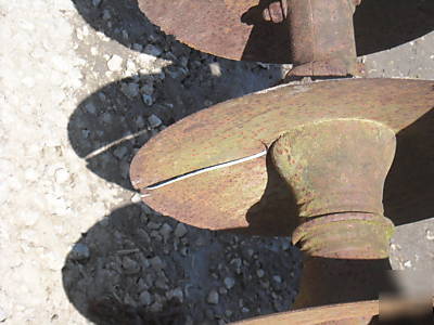 International 37 12' wheel disk disc hyd lift pull type