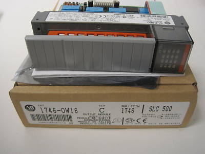 New allen bradley 1746-OW16 16 output module in box