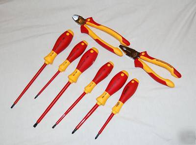 Wiha insulated plier & screwdriver kit special 8 pc