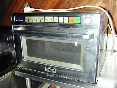 Panasonic pro 2 model 2600 commercial microwave 