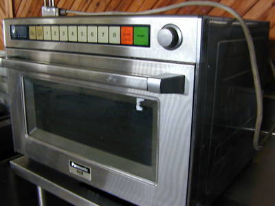Panasonic pro 2 model 2600 commercial microwave 