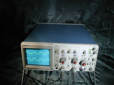 Working tektronix 2215 oscilloscope 60 mhz dual channel