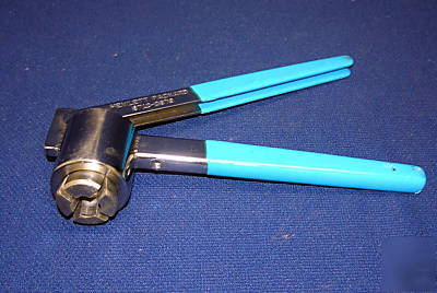 Manual crimping tool for 11MM crimp tops, 8710-0979