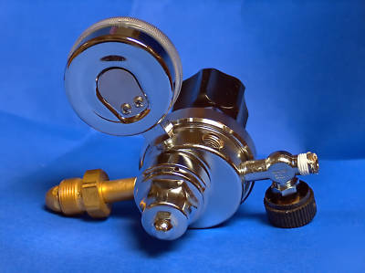 Matheson gpt 270 c regulator valve MA28748 w/gauge nos