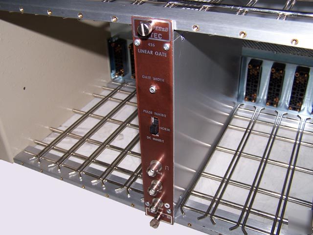 Eg&g ortec 426 linear gate nim bin module canberra 