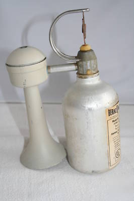 Vintage bernz o matic fire detector