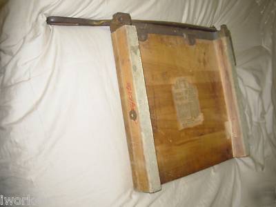 Vintage wood & cast iron ingento no 5 paper cutter 
