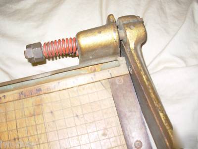 Vintage wood & cast iron ingento no 5 paper cutter 