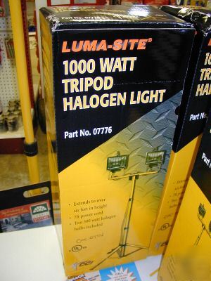 Luma-site dual tripod 07776 two light halogen garage