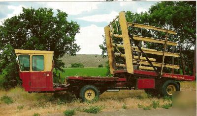 New holland 1065 stack cruiser harrowbed/bale wagon