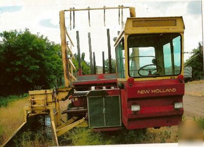 New holland 1065 stack cruiser harrowbed/bale wagon