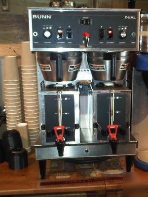 Bunn-o-matic dualÂ® coffee maker 120/240V