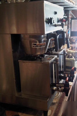 Bunn-o-matic dualÂ® coffee maker 120/240V