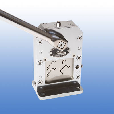 Multi-profile din rail cutter w/ guide and length stop