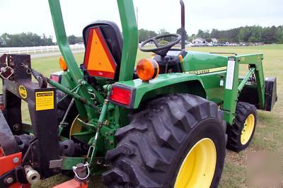 2001 john deere 790 4X4 with loader and equipment