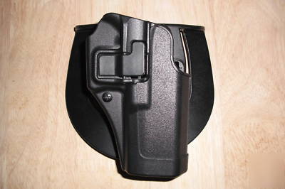Blackhawk cqc serpa holster, glock 9MM and .40 cal