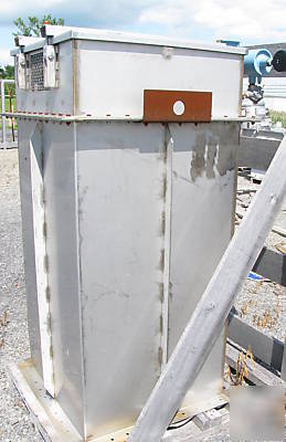 Blender vertical ss 2800 cu ft hopper bin tank tub type