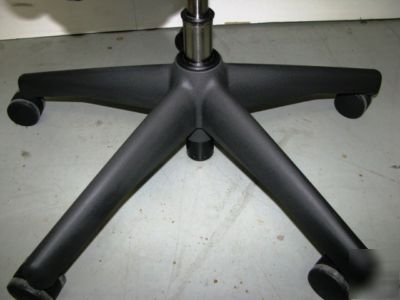 *aeron*herman miller*chair*black*sizea*fully-adjustable