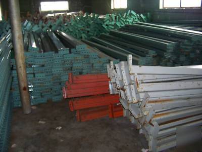 Large lot warehouse pallet racking beams 