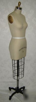 New professional dress form, mannequin, , size 14, w/hip