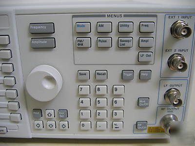 Hp / agilent E4426B signal generator 250 khz - 4 ghz
