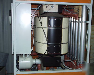 Motan MD800 conveying and drying system 460 cfm. 