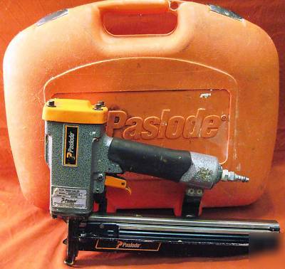 Paslode 3250/65 F16 pneumatic 16 gauge finish nailer
