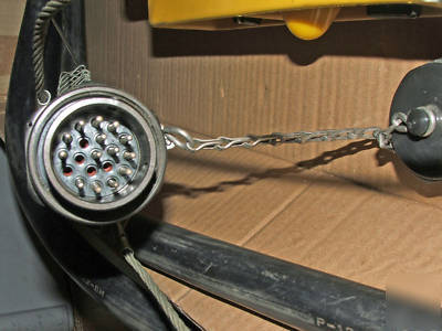 Woodhead pushbutton pendant station automation control