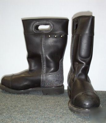 New leather fire boot - black diamond -size 8 1/2