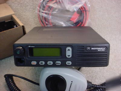 MCS2000 model 1 - 35 w 800 mhz smartzone mobile radio
