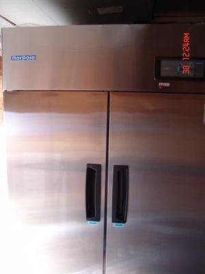 Norpole 2 dr freezer