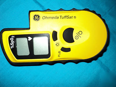 Ohmeda tuffsat %SPO2 & heart rate monitor w/finger sens
