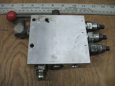 Sun hydraulics multi relief selector w/ rpec lan valves